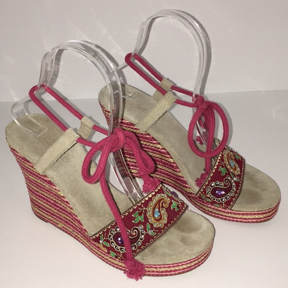 Lulus Shoes - ❤️REBELS Embellished Wedge Sandal ~8